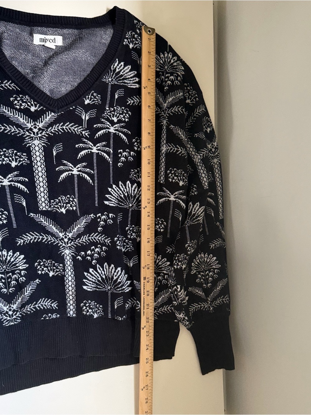 Mixed by Nasrin V-Neck Sweater Paloma Palm Black Cotton White Size Medium Resort - Picture 7 of 7